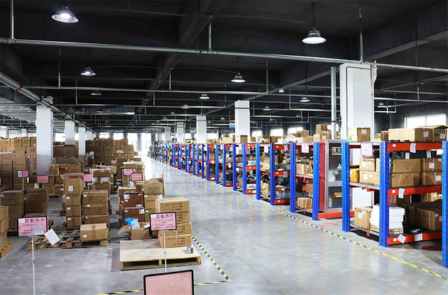 Workshop-Raw-Material-Warehouse