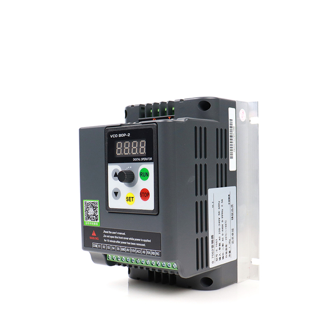 Variable Frequency Drive VFD Inverter&Converter Input Single Phase 220V to Output 3 Phases 380V 1.5KW 2.2KW